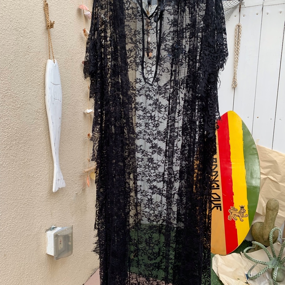 Black lace cape coverup - Picture 2 of 5